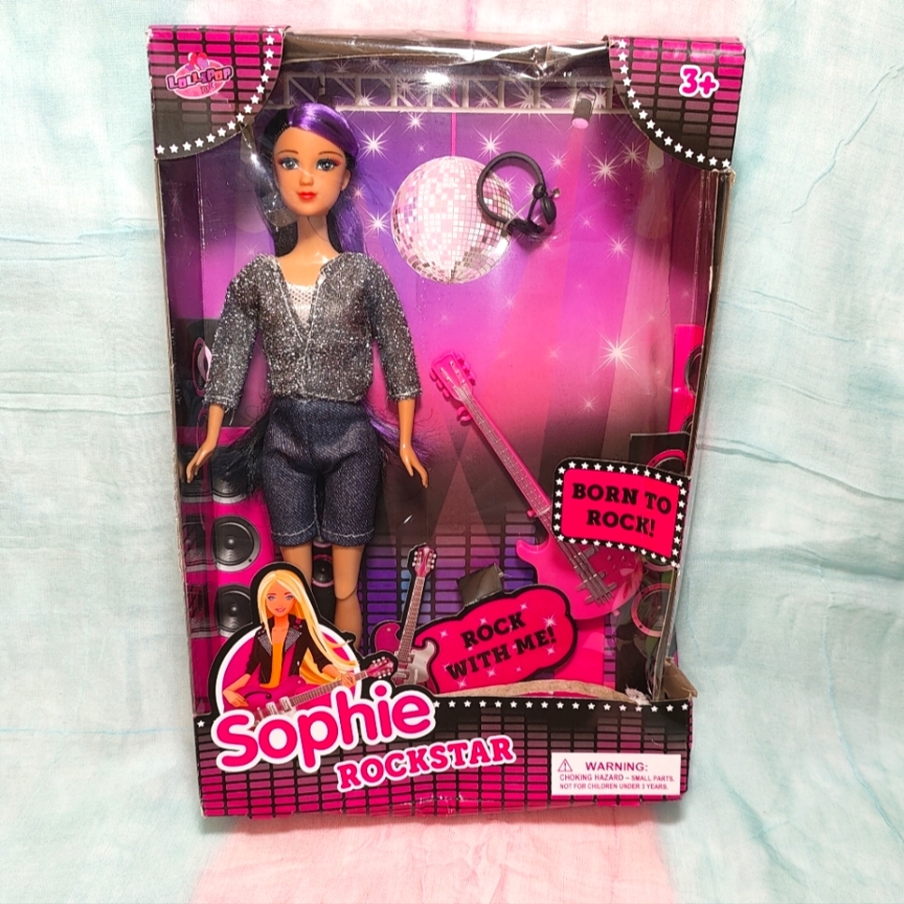 🍄Sophie Rockstar Poseable Fashion Doll